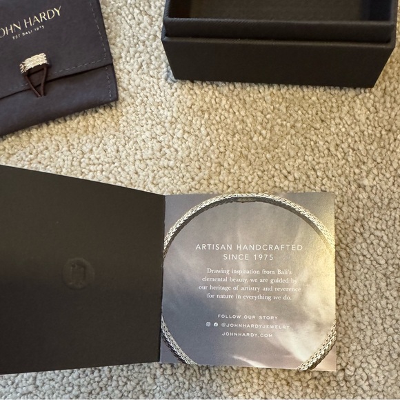 John Hardy Box / Pouch / Cleaning Cloth / Booklet - Picture 6 of 7